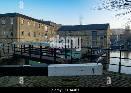 Sowerby Bridge Canal Basin von Lock 1, Rochdale Canal Stockfoto