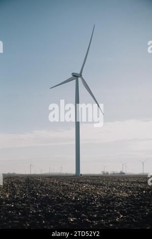 Windturbinen in einem Windpark in Michigans Daumengebiet, Tuscola County Stockfoto