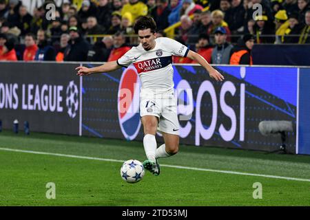 Fussball; Spieltag 06; Spieltag 06; Gruppenphase; Gruppenphase; Gruppe F, Gruppe F; UEFA Champions League; Saison 2023/2024; Saison 2023/2024; Borussia Dortmund gegen Paris Saint-Germain am 13.12.2023 in Dortmund. UBz: 17 Vitinha, Paris St. Germain. Stockfoto