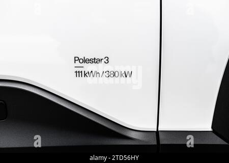 Göteborg, Schweden - november 06 2022: Details eines weißen 2023 Polestar 3 Elektro-SUV Stockfoto