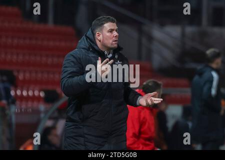 Marc Unterberger (SpVgg Unterhaching, Trainer) SpVgg Unterhaching vs. SC Preussen Münster, Fussball, 3. Liga, 19. Spieltag, Saison 23/24, 16.12.2023, DFL-VORSCHRIFTEN VERBIETEN JEDE VERWENDUNG VON FOTOGRAFIEN ALS BILDSEQUENZEN, Foto: Eibner-Pressefoto/Jenni Maul Stockfoto