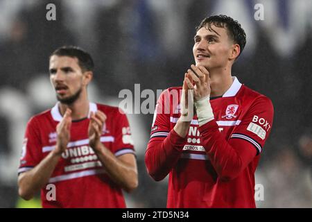 RAV van den Berg #3 von Middlesbrough applaudiert den Fans am Ende des Sky Bet Championship Matches Swansea City gegen Middlesbrough im Swansea.com Stadium, Swansea, Großbritannien, 16. Dezember 2023 (Foto: Craig Thomas/News Images) in , am 16.12.2023. (Foto: Craig Thomas/News Images/SIPA USA) Stockfoto