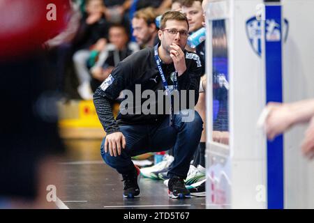 Jaron Siewert (Fuechse Berlin, Trainer) GER, TBV Lemgo Lippe vs. Fuechse Berlin, Handball, 1. Bundesliga 17. Spieltag, Spielzeit 2023/2024, 16.12.2023 Foto: Eibner-Pressefoto / Jan Strohdiek Stockfoto