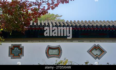 Herbstfarben im duftenden Hills Park, Peking China Stockfoto
