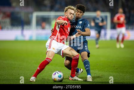 Bochum Deutschland. Dezember 2023. Union’s Benedict Hollerbach, Bernardo (Bochum) VfL Bochum - Union Berlin 16.12.2023 Copyright (nur für journalistisch Stockfoto