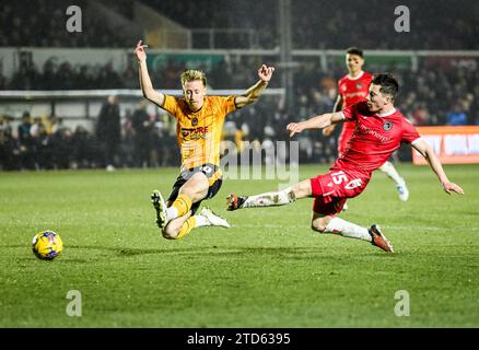 Newport, Großbritannien, 16. Dezember 2023. Harry Clifton während des Sky Bet EFL League 2 Fußballspiels zwischen Newport County FC und Grimsby Town FC im Rodney Parade Stadium, Newport, UK.Credit: Jon Corken/Alamy Live News Stockfoto