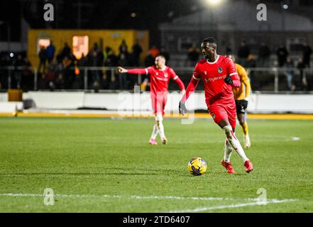 Newport, Großbritannien, 16. Dezember 2023. ABO EISA während des Sky Bet EFL League Two Fußballspiels zwischen Newport County FC und Grimsby Town FC im Rodney Parade Stadium, Newport, UK.Credit: Jon Corken Credit: Jon Corken/Alamy Live News Stockfoto