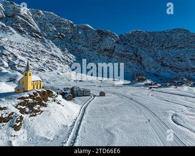 Winterlandschaft der Riale-Ebene im Formazza-Tal Stockfoto