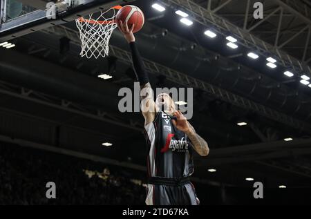 Daniel Hackett (Segafredo Virtus Bologna) während des LBA-Basketball-Meisterschaftsspiels Segafredo Virtus Bologna gegen Umana Reyer Venezia in der Segafredo Arena, Bologna, Italien, 16. Dezember 2023 - Foto: Michele Nucci Stockfoto