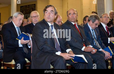 Madrid. 01/11/2011. Miguel Boyer, Carlos Solchaga, Juan Rosell und Emilio Botín anlässlich der Präsentation der Wirtschaftsbilanz 2010 in La Moncloa. Quelle: Album / Archivo ABC / Ignacio Gil Stockfoto