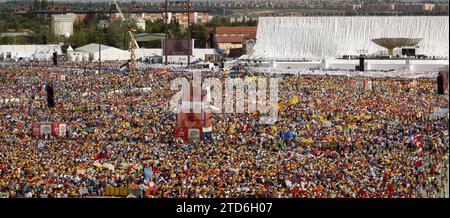 Madrid 08-21-2011 Abschlussmesse des Weltjubiläums auf dem Luftwaffenstützpunkt Cuatro Vientos, das von Papst Benedikt XVI., Foto Jaime Garcia Archdc, geleitet wurde. Quelle: Album / Archivo ABC / Jaime García Stockfoto