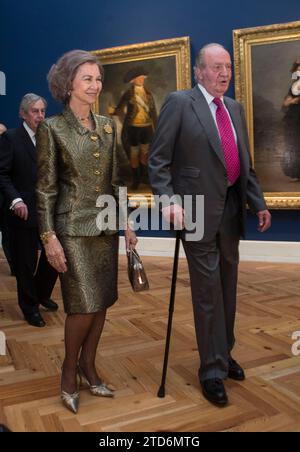 Madrid, 12.03.2014. Die Könige Don Juan Carlos und Doña Sofía besuchen das Gemälde von Antonio López im königlichen Palast. Foto: Ángel de Antonio Archdc. Quelle: Album / Archivo ABC / Ángel de Antonio Stockfoto