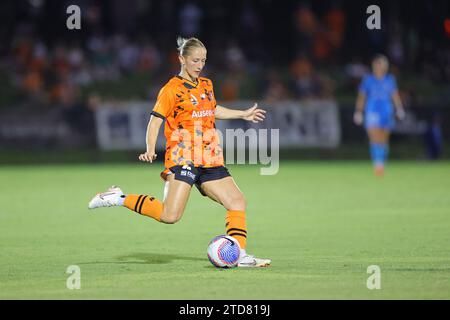 Perry Park, Queensland, Australien, 17. Dezember 2023: Rebecca Kirkup (2 Brisbane) im Spiel der Liberty A League zwischen Brisbane Roar FC und Western Sydney Wanderers FC in Perry Park, Brisbane, Australien. (Matthew Starling / SPP) Stockfoto