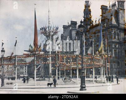 Paris (IV. Arr.), Frankreich der Empfang der Marschälle von Frankreich im Rathaus zu den Siegesfeiern vom 13. Und 14. Juli 1919, Party, HD, Habitat, Architektur, erster Weltkrieg, politisches Festival, Hôtel de City, Rathaus, existiert in High Definition, öffentlicher Bürgerarchitektur, Gedenkstätte, Platz, Nachkriegszeit, Flagge, Frankreich, Paris, Place de l'Hôtel de Ville, Hôtel de Ville, 13/07/1919 - 13/07/1919, Léon, Auguste, Fotograf, Autochrome, Foto, Glas, Autochrome, Foto, positiv, Horizontal, Format 9 x 12 cm Stockfoto