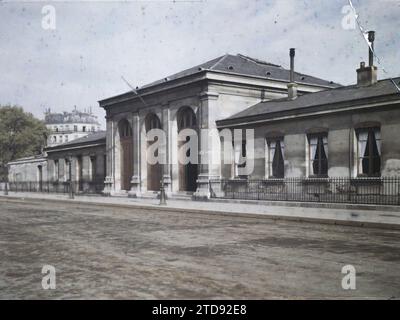 Paris (4.-5. Arr.), Frankreich La Morgue quai de l'Archevêché, Wohngebäude, Architektur, Bauingenieurwesen, Bestattungsarchitektur, Leichenhalle, Brücke, Frankreich, Paris, La Leichenhalle, Paris, 09.10/1919 - 09.10.1919, Léon, Auguste, Fotograf, Autochrome, Foto, Glas, Autochrome, Foto, positiv, Horizontal, Größe 9 x 12 cm Stockfoto