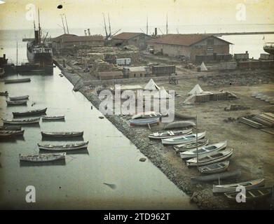 Thessaloniki, Griechenland Allgemeine Ansicht des Hafens auf dem Balkon des Olympos, Habitat, Architektur, HD, Verkehr, Fabrik, Werkstatt, Bauingenieurwesen, existiert in High Definition, Boot, Hafen, Seetransport, Griechenland, Salonika, Allgemeine Ansicht der Hafenbuchse auf dem Balkon des Olympos, Thessalonique, 24.05/1913 - 24.05.1913, Léon, Auguste, Fotograf, 1913 - Balkan - Léon Busy und Auguste Léon - (23. April - 9. Juni), Autochrome, Foto, Glas, Autochrome, Foto, positiv, Horizontal, Format 9 x 12 cm Stockfoto