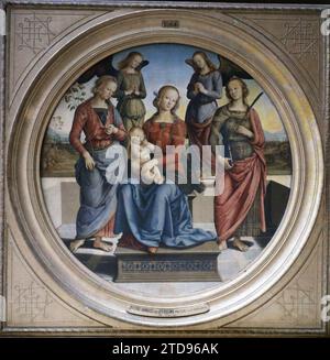 Paris (1. Arr.), Frankreich die Jungfrau und das Kind umgeben von zwei Engeln, der Heiligen Rose und der Heiligen Katharina von Alexandria, Perugino, Louvre Museum, Religion, Kunst, Museum, Christentum, Malerei, Frankreich, Paris, Musée du Louvre: die Jungfrau (Pietro), Louvre, 28/06/1920 - 28/06/1920, Léon, Auguste, Fotograf, Autochrome, Foto, Glas, Autochrome, Foto, positiv, Horizontal, Format 9 x 12 cm Stockfoto
