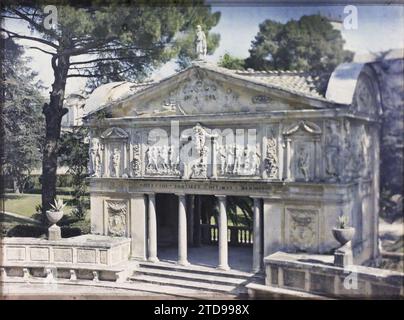 Rom, Italien Vatikanische Gärten: Papstkasino, Habitat, Architektur, Skulptur, Park, Garten, Italien, Rom, in den Vatikanischen Gärten, Rom, 11/03/1921 - 11/03/1921, Léon, Auguste, Fotograf, 1921 Cap Martin, Italien, Cap Martin - Auguste Léon (Februar-April), Autochrome, Foto, Glas, Autochrome, Foto, positiv, Horizontal, Format 9 x 12 cm Stockfoto