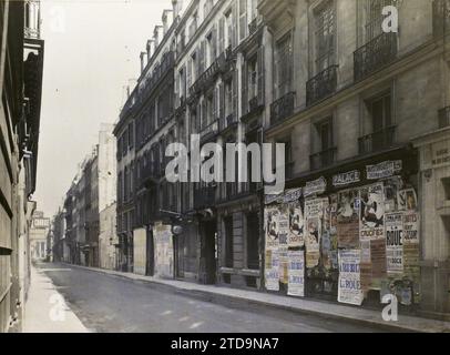 Paris (9. Arr.), Frankreich Häuser in der Rue Taitbout enteignet, für den Bau des Boulevard Haussmann, Wohngebäude, Architektur, Registrierung, Information, Schild, Works, kommerzielle Registrierung, Poster, Frankreich, Paris, Rue Taitbout, für den Bau des Bd Haussmann enteignete Häuser (Häuser gegenüber dem Boulevard), Arrondissement IX, 02/04/1923 - 02/04/1923, Léon, Auguste, Fotograf, Autochrome, Foto, Glas, Autochrome, Foto, positiv, Horizontal, Format 9 x 12 cm Stockfoto