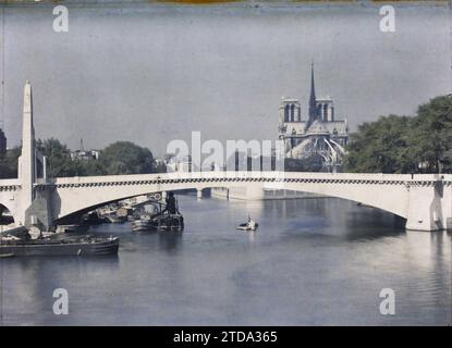 Paris (4.-5. Arr.), Frankreich die rekonstruierte Pont de la Tournelle, Blick vom Pont de Sully, Habitat, Architektur, HD, Kunst, Transport, Statue, Fluss, Arbeiten, Tiefbau, existiert in High Definition, Skulptur, öffentliche zivile Architektur, Boot-, Fluss- und Seeverkehr, Brücke, Frankreich, Paris, Le Nau Pont de la Tournelle von der Pont Louis Philippe und ne Dame, Paris, 07.09/1928 - 07.09.1928, Léon, Auguste, Fotograf, Autochrome, Foto, Glas, Autochrome, Foto, positiv, Horizontal, Format 9 x 12 cm Stockfoto