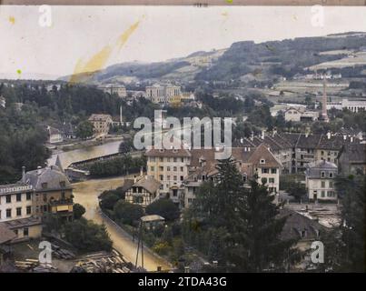 Bern, Schweiz Panorama der Stadt Bern und des Gurten von der Terrasse des Bundespalastes, Habitat, Architektur, Natur, Umwelt, Kanal, Bauingenieurwesen, Fluss, Hydrographie, Panorama der Stadt, Schweiz, Bern, Museum, Bern, 08/1911 - 31.08.1911, Léon, Auguste, Fotograf, 1911 - Schweiz - Auguste Léon, Autochrome, Foto, Glas, Autochrome, Foto, positiv, Horizontal, Format 9 x 12 cm Stockfoto