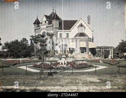 Scheveningen, Den Haag, Niederländisches Haus, Habitat, Architektur, Wohnhaus, Park, Garten, Holland, Schveningen, Art des niederländischen Hauses, Scheveningue, 19.08/1929 - 19.08.1929, Passet, Stéphane, Fotograf, 1929 - Pays-Bas - Stéphane Passet - (17-31. August), Autochrome, Foto, Glas, Autochrome, Foto, positiv, Horizontal, Format 9 x 12 cm Stockfoto