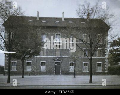 Paris (17. Arr.), Frankreich Bastion 40 der Festungsanlage, Wohngebäude, Architektur, Kasernen, befestigte Architektur, Befestigungsanlagen, Frankreich, Paris, Bastion 40 zwischen Portes Portes Pouchet und Portes de St Ouen, Arrondissement XVII, Befestigungsanlagen, Petite ceinture, la Zone, 24.09/1929 - 24.09.1929, Léon, Auguste, Fotograf, Autochrome, Foto, Glas, Autochrome, Foto, positiv, horizontal, Größe 9 x 12 cm Stockfoto