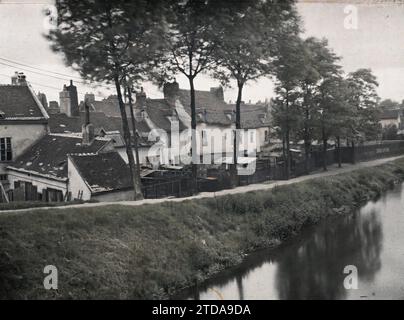 Amiens, Frankreich, Housing, Architecture, River, Dach, Straße, Bezirk, Frankreich, Amiens, Banks of the Somme, Amiens, 06.05/1912 - 06.05.1912, Léon, Auguste, Fotograf, 1912 - Somme - Auguste Léon - (6. Mai - 8. Juni), Autochrome, Foto, Glas, Autochrome, Foto, positiv Stockfoto