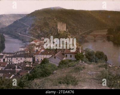 Luisa, Frankreich, Natur, Umwelt, Habitat, Architektur, Verkehr, Landschaft, archäologische Überreste, Tal, Bauingenieurwesen, Fluss, Hydrographie, befestigte Architektur, Festung, Panorama des Ballungsraums, des Eisenbahnverkehrs, Bridge, Frankreich, Blick von Calvary, bekannt als La Pistoule, auf den Isthmus und die beiden kombinierten Kurven des Mäander, Lu, 19/06/1916 - 19/06/1916, Léon, Auguste, Fotograf, 1916 - Provinzen Frankreich - Jean Brunhes, Auguste Léon et Georges Chevalier - (April-Juli), Autochrome, Foto, Glas, Autochrome, Foto, positiv Stockfoto