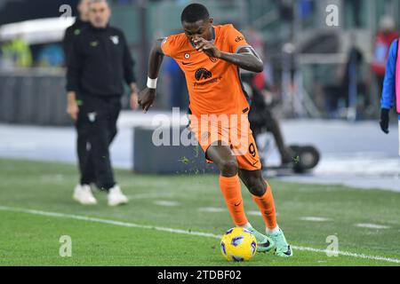 Stadio Olimpico, Rom, Italien. Dezember 2023. Fußball der Serie A; Lazio gegen Inter Mailand; Marcus Thuram von Inter Credit: Action Plus Sports/Alamy Live News Stockfoto