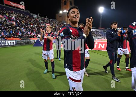 Bologna, Italien. 17. Dezember 2023. Dan Ndoye (Bologna) während des italienischen Spiels der Serie A zwischen Bologna 2-0 Roma im Renato Dall Ara Stadion am 17. Dezember 2023 in Bologna, Italien. Quelle: Maurizio Borsari/AFLO/Alamy Live News Stockfoto