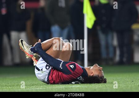 Bologna, Italien. 17. Dezember 2023. Joshua Zirkzee (Bologna) während des italienischen Spiels der Serie A zwischen Bologna 2-0 Roma im Renato Dall Ara Stadion am 17. Dezember 2023 in Bologna, Italien. Quelle: Maurizio Borsari/AFLO/Alamy Live News Stockfoto