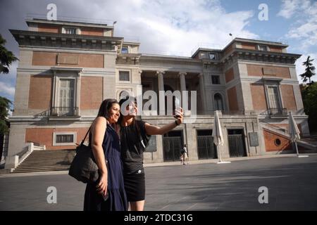 Madrid, 25.07.2021. Pensionspark. Die Achse Prado Recoletos Retiro wurde von der UNESCO zum Weltkulturerbe erklärt. Foto: Isabel Permuy Archdc. Quelle: Album / Archivo ABC / Isabel B. Permuy Stockfoto