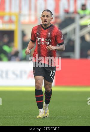 Mailand, Italien. Dezember 2023. Noah Okafor vom AC Milan während des Spiels der Serie A in Giuseppe Meazza, Mailand. Der Bildnachweis sollte lauten: Jonathan Moscrop/Sportimage Credit: Sportimage Ltd/Alamy Live News Stockfoto