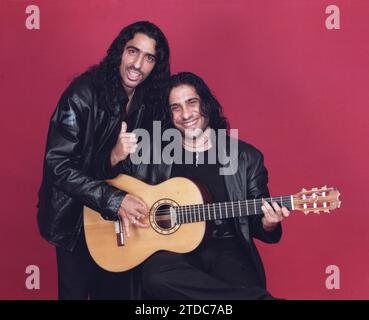 Madrid, . 10/29/2002. Diegitarre, der Flamenco-Sänger Cigala und der junge Josele Flamenco-Gitarrist. Foto: José Luis Álvarez. Quelle: Album / Archivo ABC / ALVAREZ -JOSE LUIS Stockfoto