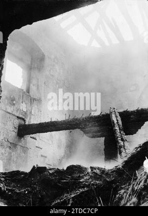 02/14/1936. Eremitage des Friedhofs Casa de Campo, der absichtlich in Brand gesetzt wurde. Quelle: Album / Archivo ABC / Albero y Segovia Stockfoto