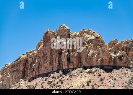 Am Grand Staircase-Escalante National Monument in Utah, USA, ragen vulkanische Felsformationen über die Landschaft Stockfoto