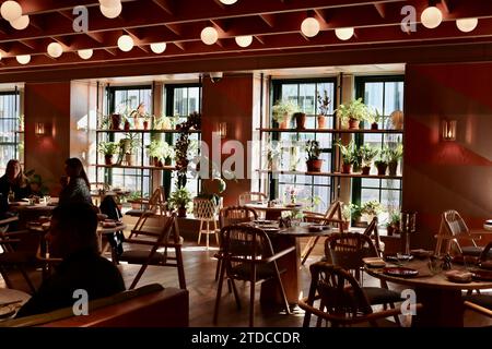 Restaurant im historischen Tin Building am South Street Seaport in Lower Manhattan, New York Stockfoto