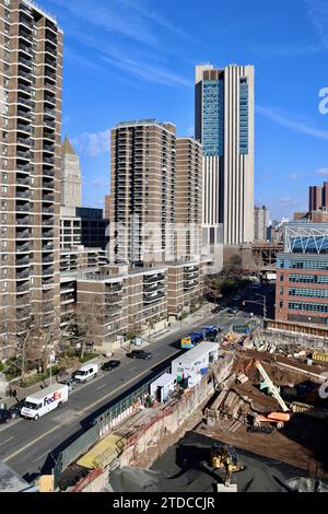 Neubau zwischen Pearl Street, Water Street, Peck Slip und Beekman Street im South Street Seaport Area in Lower Manhattan, New York Stockfoto