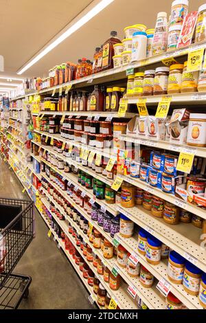 Das Frühstück wird im Supermarkt in San Diego, Kalifornien, serviert Stockfoto