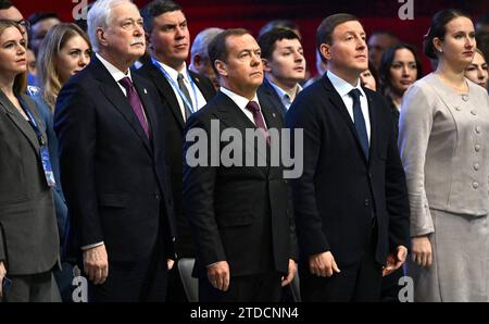 Der russische Präsident Wladimir Putin spricht auf dem Parteitag der Vereinigten Russland in Moskau vor dem Publikum der russische Präsident Wladimir Putin spricht während des Parteitags der Vereinigten Russland in Moskau am 17. Dezember 2023. Foto: Präsident Russlands apaimages Moskau Moskau Russische Föderation 171223 Moscow RPO 006 Copyright: XapaimagesxPresidentxofxRussiaxxapaimagesx Stockfoto