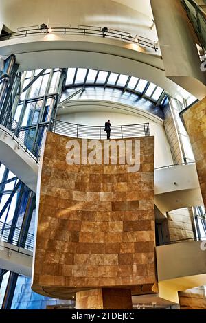 Bilbao Biscaya Spanien. Die Innenräume des Guggenheim Museums Stockfoto