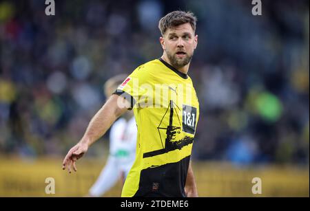 Niclas FŸllkrug von Borussia Dortmund FC Augsburg - Borussia Dortmund Fussball 1 . Bundesliga Saison 2023 / 2024 © diebilderwelt / Alamy Stock Stockfoto
