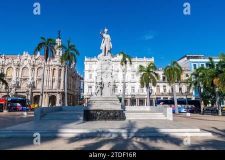 Jose Marti Statue im Parque Central, Havanna, Kuba, Westindien, Mittelamerika Stockfoto