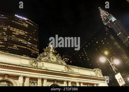 Blick auf das Grand Central Terminal bei Nacht, ein Pendlerbahnhof in Midtown Manhattan, New York City, USA, Nordamerika Stockfoto