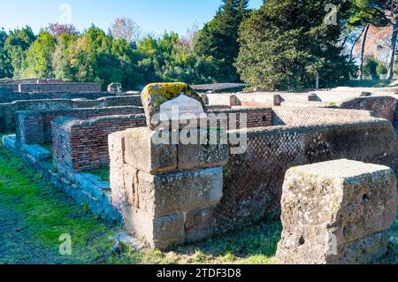 Republikanisches Ladengebäude (Magazzini), archäologische Stätte Ostia Antica, Ostia, Provinz Rom, Latium (Latium), Italien, Europa Stockfoto