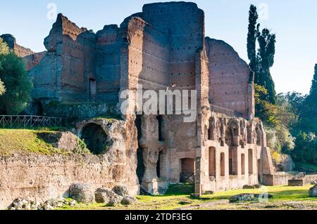 Ruinen des Palastes, Hadrians Villa, UNESCO-Weltkulturerbe, Tivoli, Provinz Rom, Latium (Latium), Italien, Europa Stockfoto