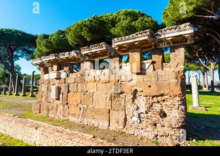 Theater, archäologische Stätte Ostia Antica, Ostia, Provinz Rom, Latium (Latium), Italien, Europa Stockfoto