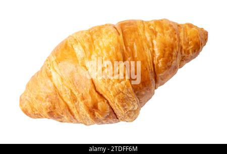 Die Draufsicht eines einzelnen Croissants ist auf weißem Hintergrund mit Beschneidungspfad isoliert. Stockfoto
