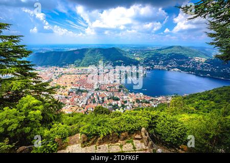 Stadt Como Panoramablick aus der Luft, Lombardei in Italien Stockfoto